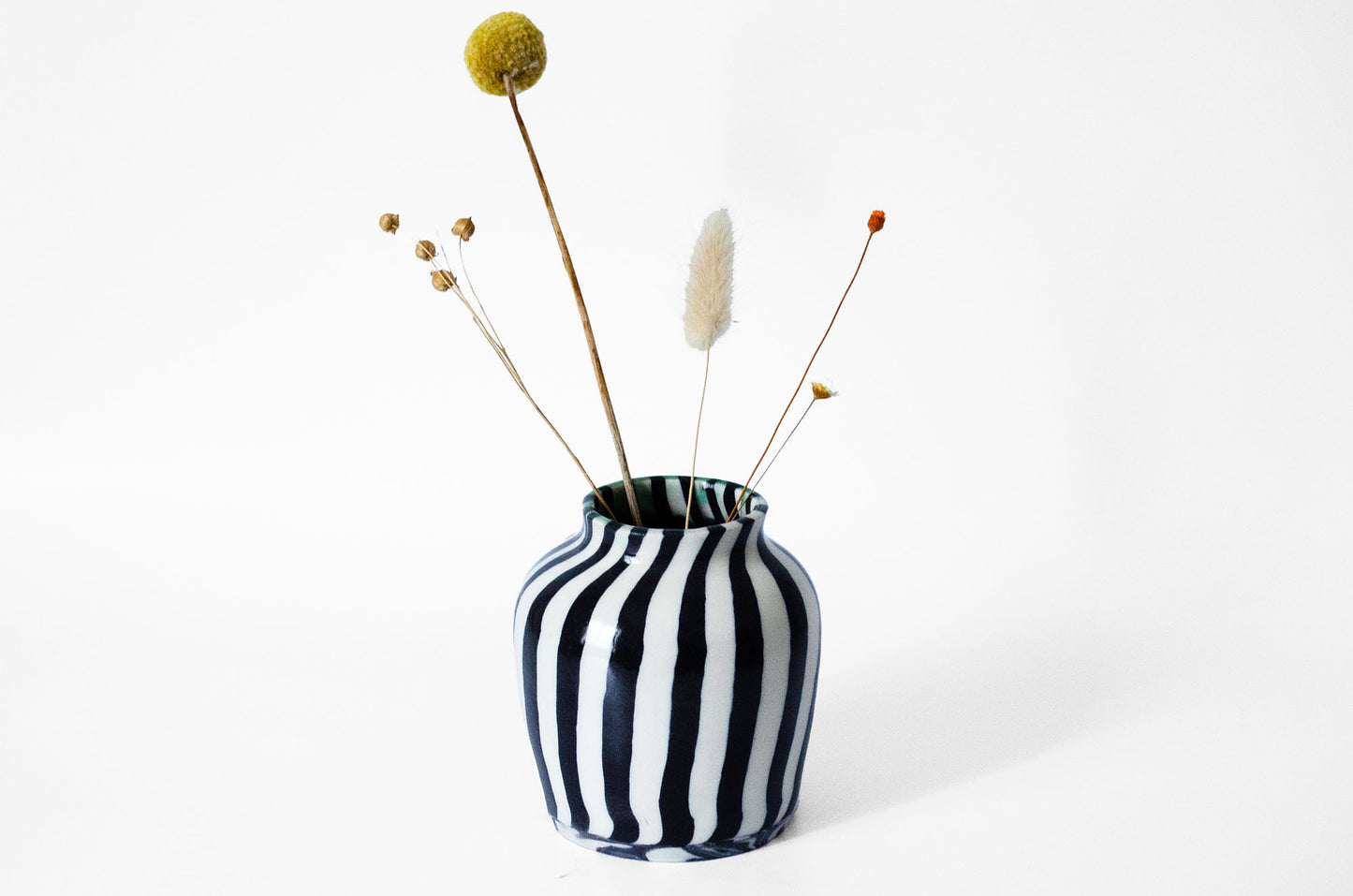Neriage Black Stripes Vase