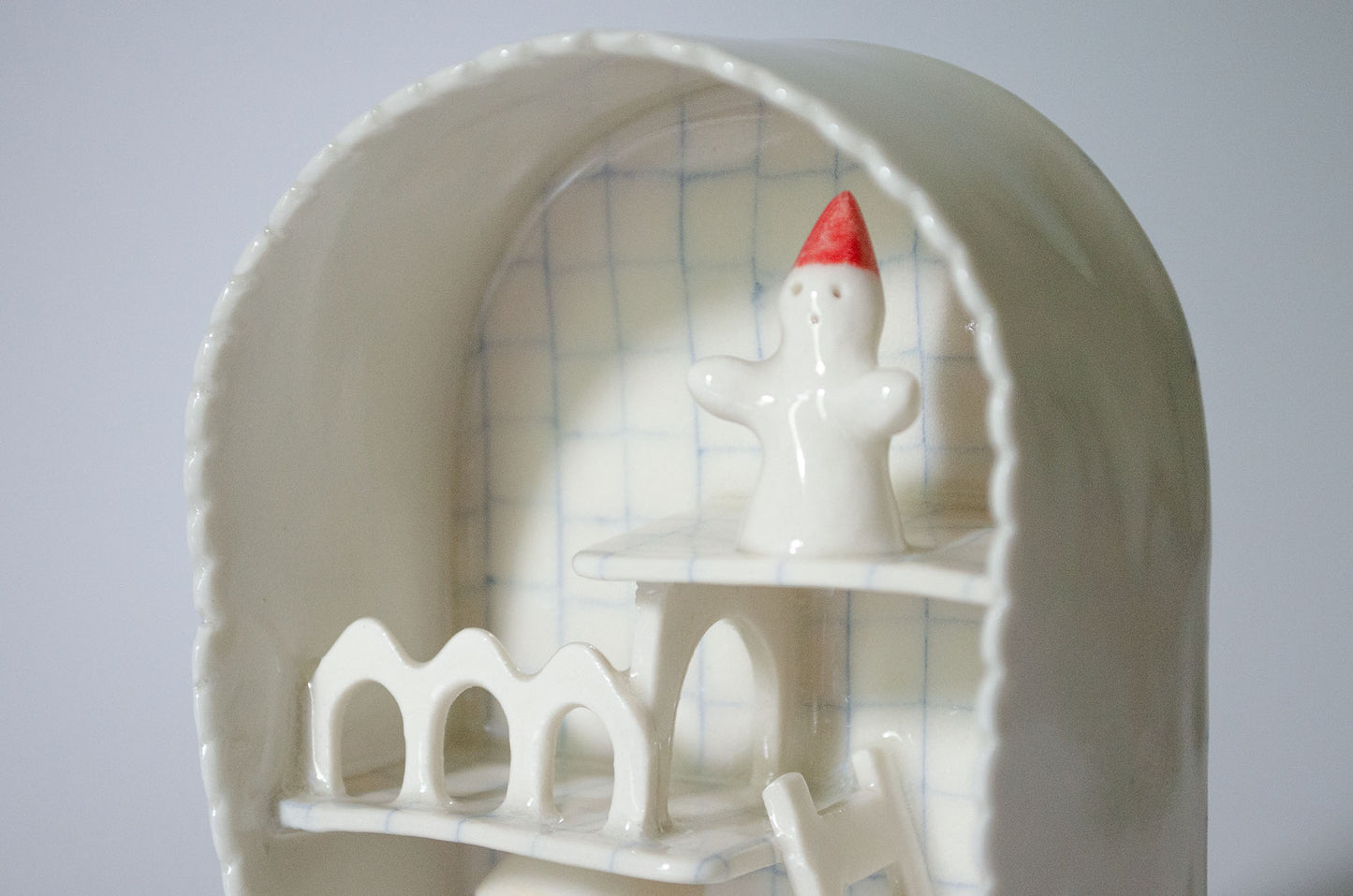 Porcelain Dollhouse (Jewerly Lack)