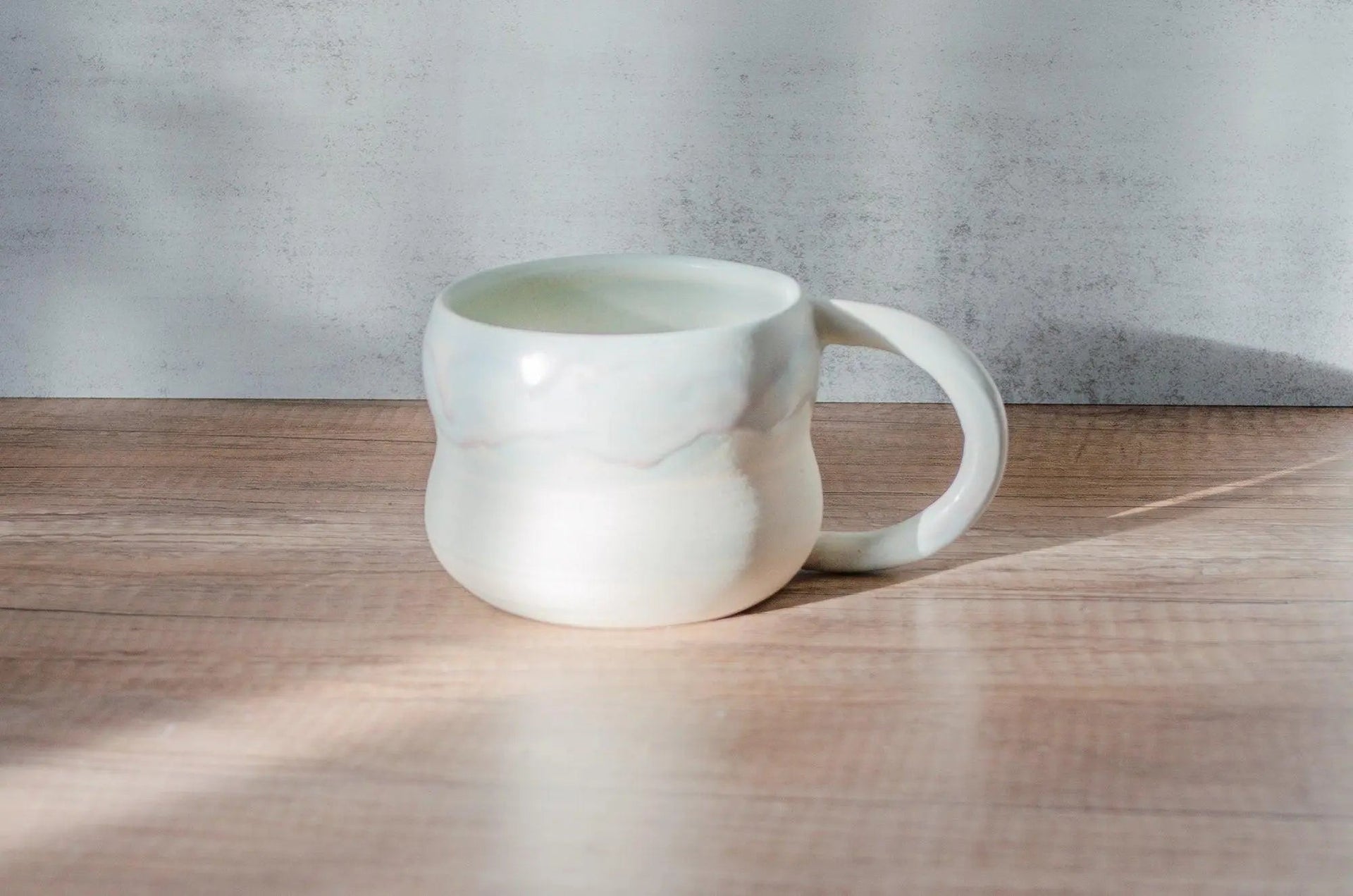 Twisted Handle Mug – Saori M Stoneware